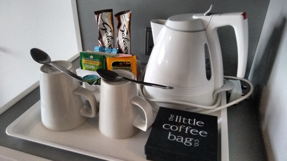 holiday inn edinburgh by ihg