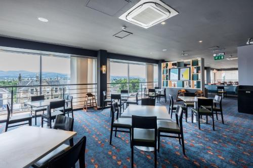 holiday inn edinburgh by ihg
