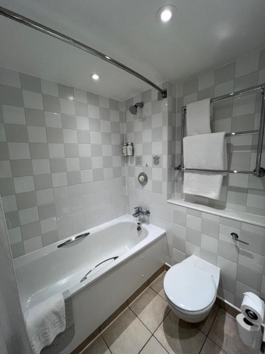holiday inn edinburgh by ihg