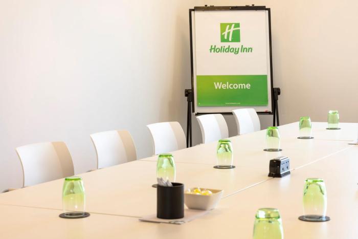 holiday inn edinburgh by ihg