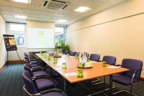 holiday inn edinburgh by ihg