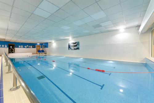 holiday inn edinburgh by ihg