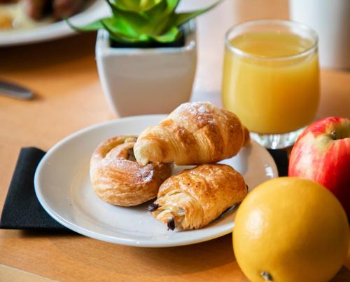 holiday inn edinburgh by ihg