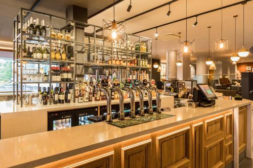 holiday inn edinburgh by ihg