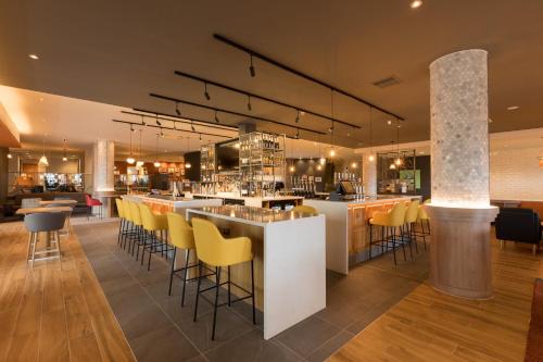 holiday inn edinburgh by ihg