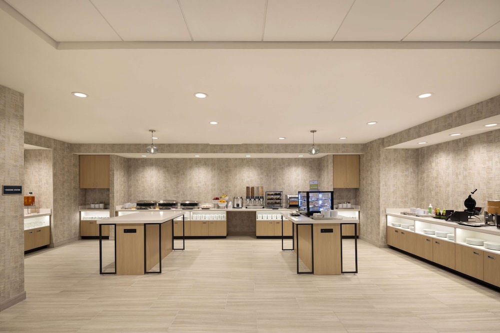 home2 suites by hilton clovis