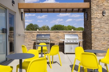 home2 suites by hilton clovis