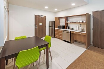 home2 suites by hilton weatherford
