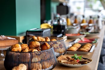 best western m treize paris asnieres