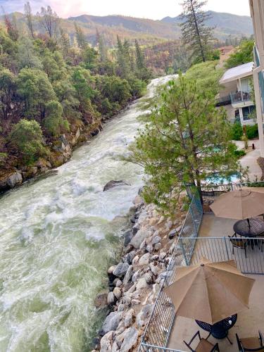 yosemite view lodge