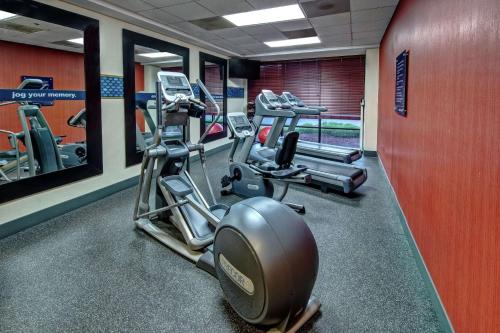 hampton inn elizabeth city