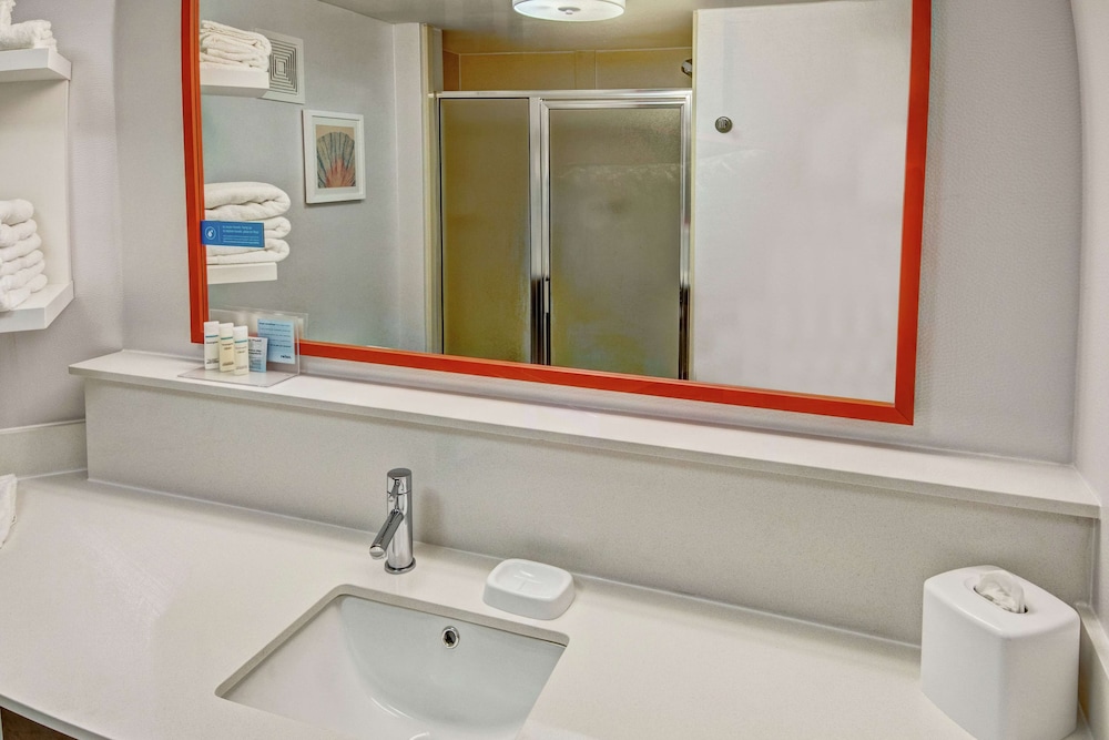 hampton inn elizabeth city