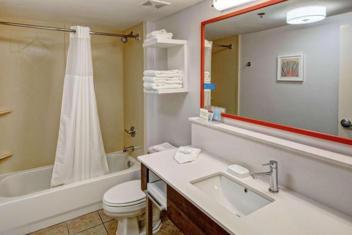 hampton inn elizabeth city