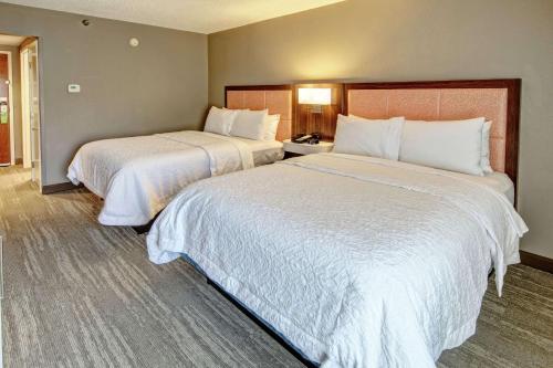 hampton inn elizabeth city