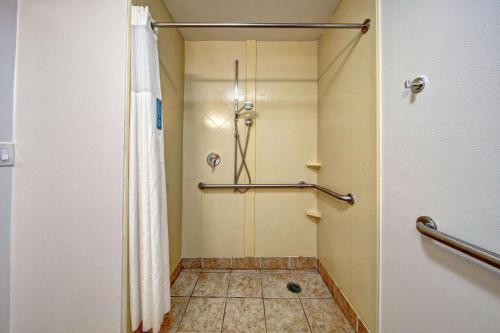 hampton inn elizabeth city