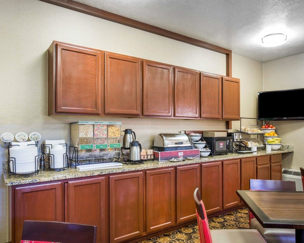 comfort inn elko