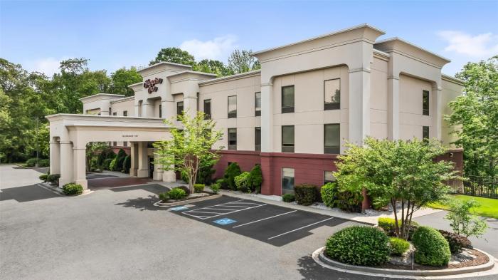 hampton inn elkton