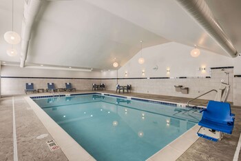 comfort inn and suites