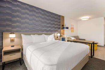 comfort inn and suites