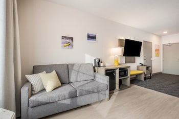 comfort inn and suites