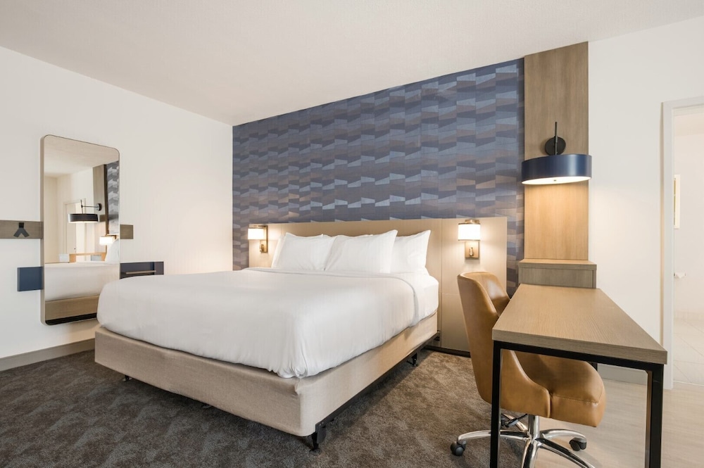 comfort inn and suites