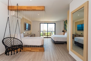 sea avenue hotel