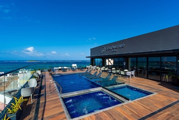 sea avenue hotel