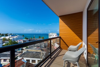 sea avenue hotel