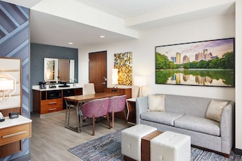 embassy suites by hilton atlanta airport north