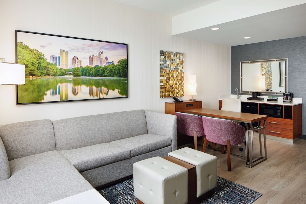 embassy suites by hilton atlanta airport north