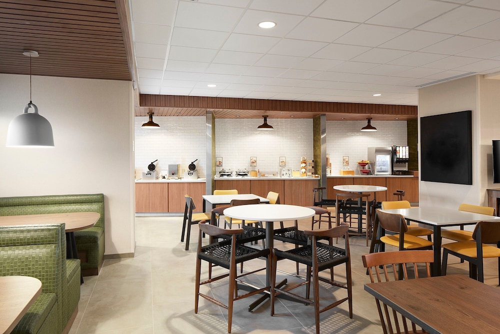 fairfield inn and suites by marriott stony creek