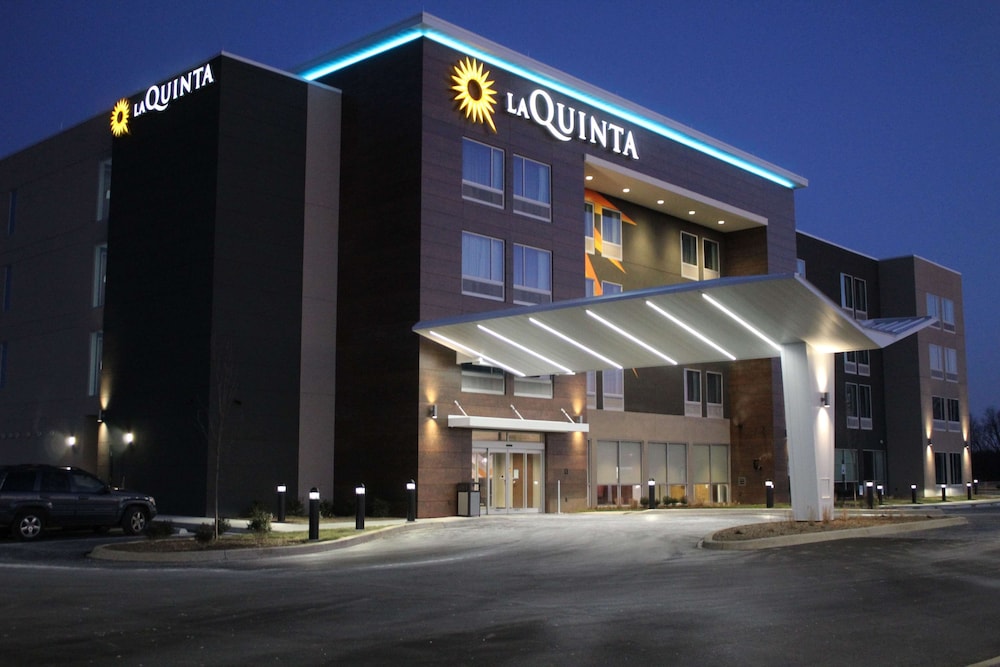 la quinta inn and suites by wyndham bardstown