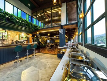 hotel green view behind pramarth niketan