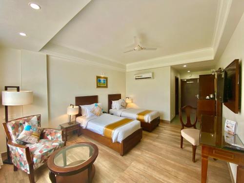 hotel green view behind pramarth niketan