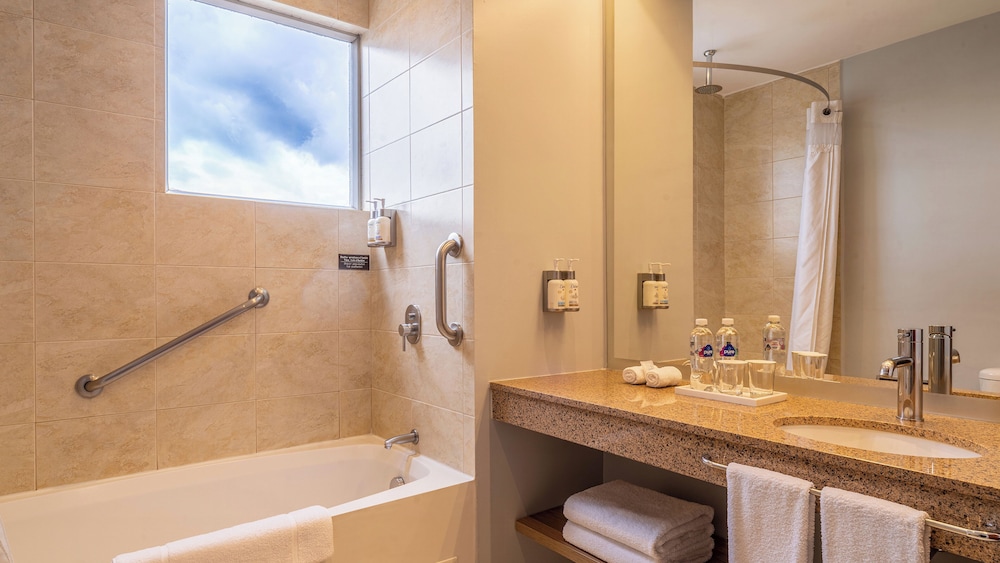 holiday inn express quito by ihg