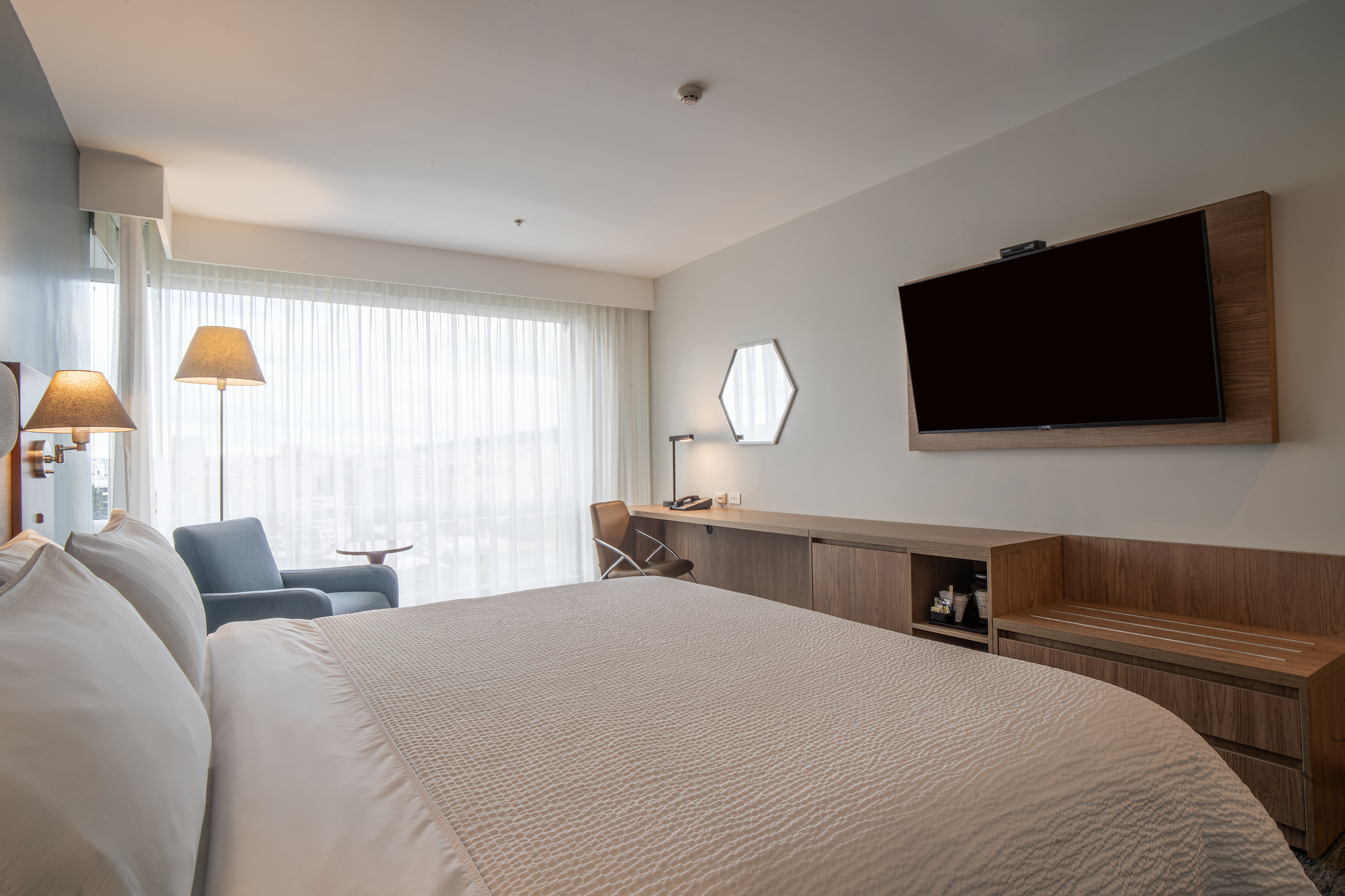 holiday inn express quito by ihg