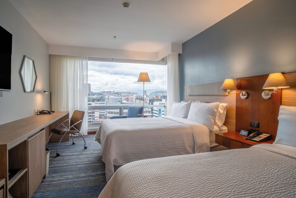 holiday inn express quito by ihg