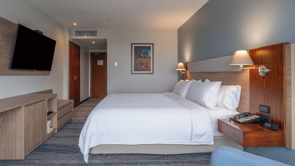 holiday inn express quito by ihg