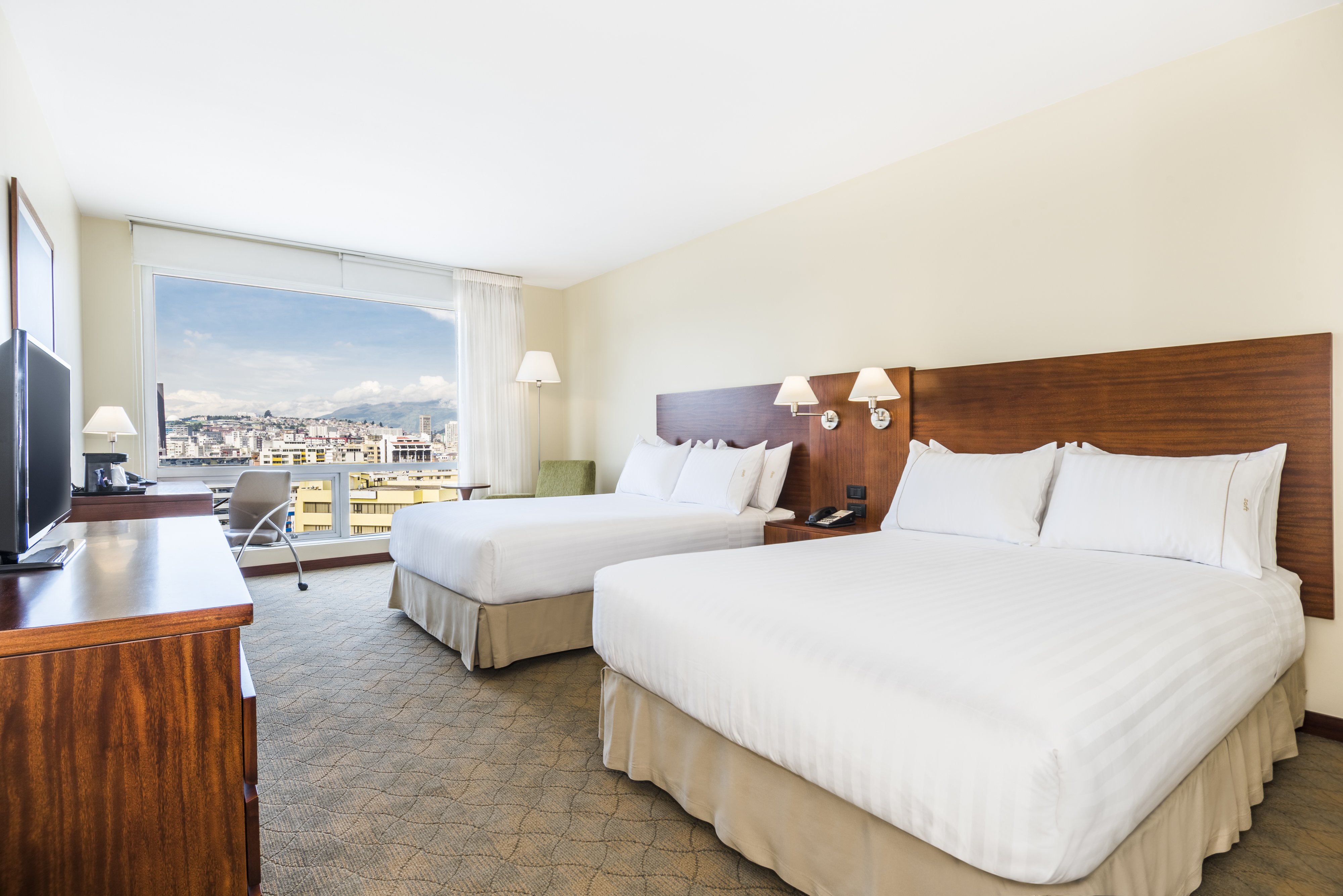 holiday inn express quito by ihg