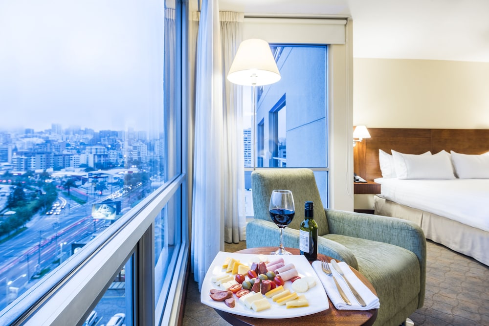 holiday inn express quito by ihg