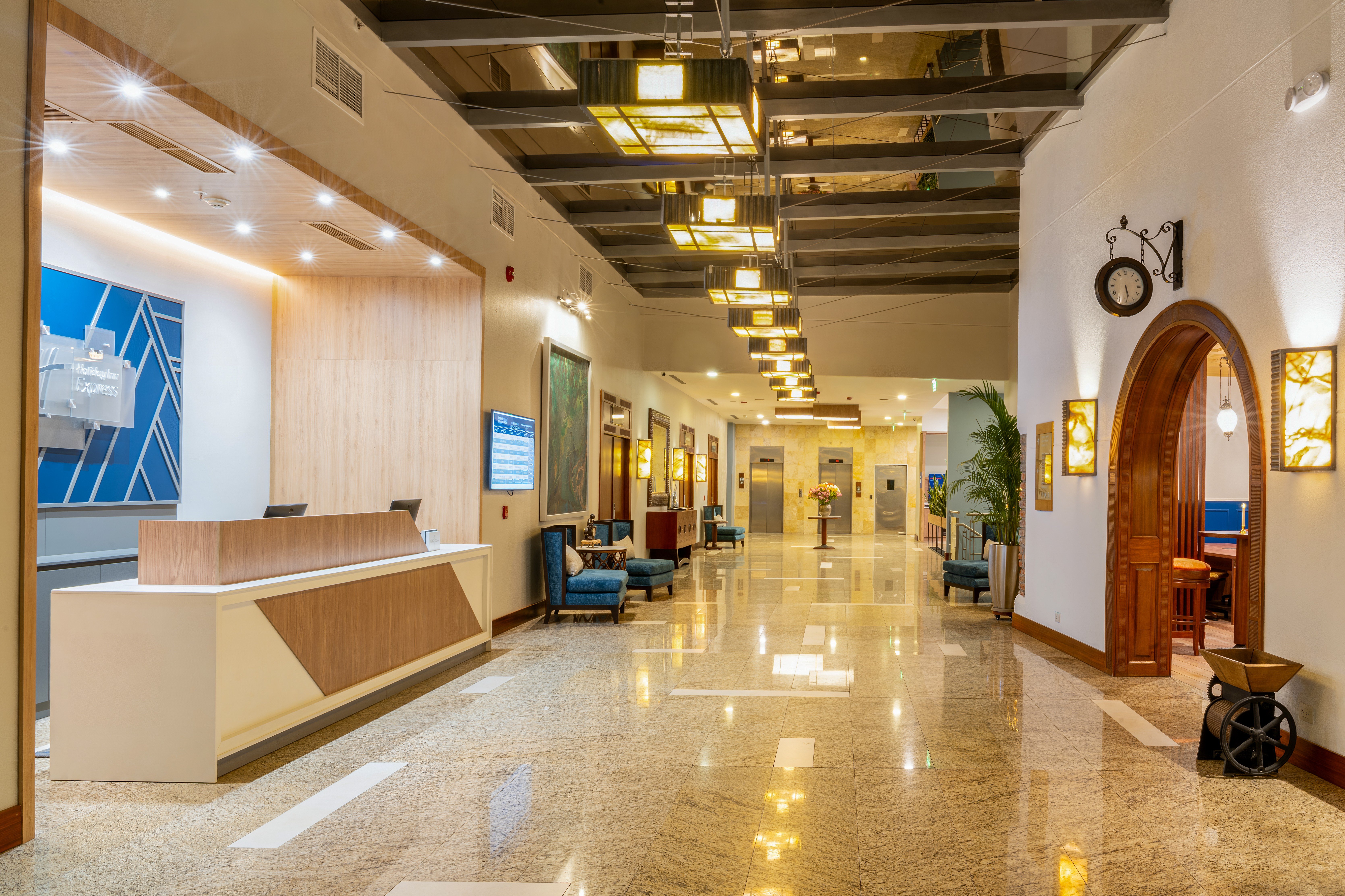 holiday inn express quito by ihg