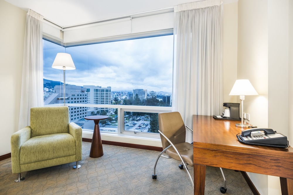 holiday inn express quito by ihg