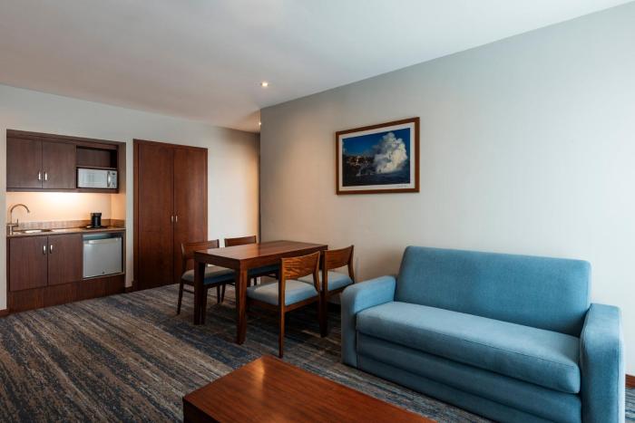 holiday inn express quito by ihg