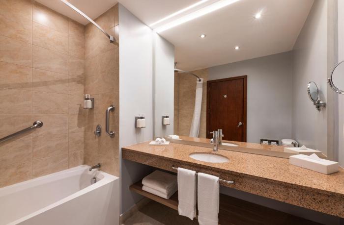 holiday inn express quito by ihg