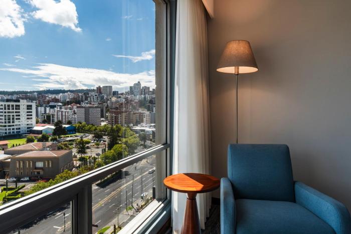 holiday inn express quito by ihg