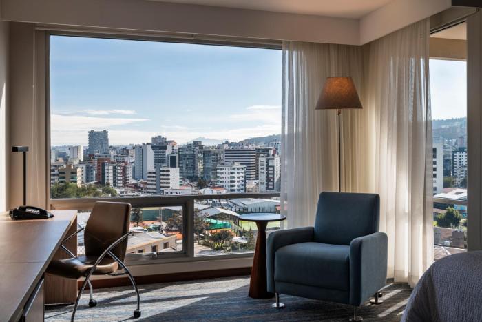 holiday inn express quito by ihg