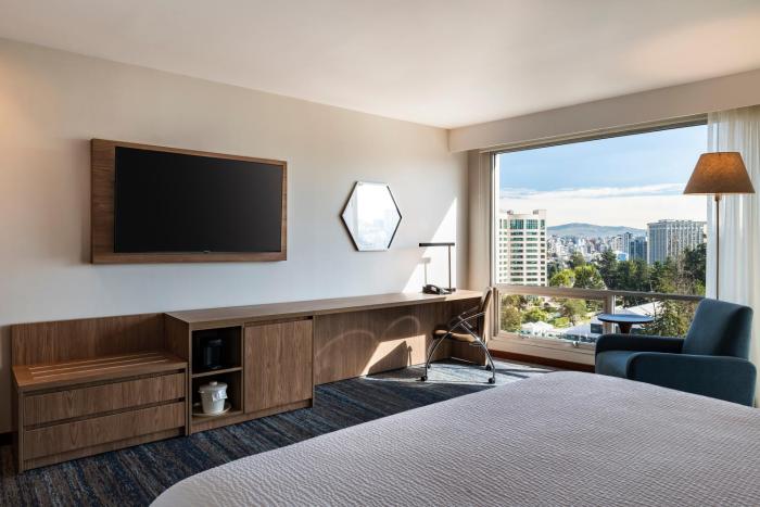 holiday inn express quito by ihg