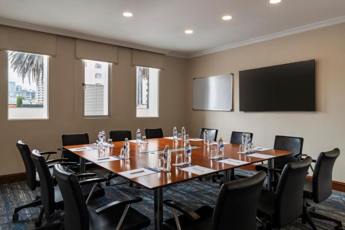 holiday inn express quito by ihg