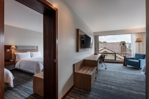 holiday inn express quito by ihg