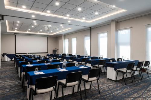 holiday inn express quito by ihg